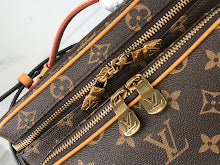 Chic Women's Shoulder Handbag - Luxury Premium Designer Style - NM4108