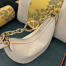 Designer Monogram Crossbody - Luxury Women's Premium Fashion Bag - NM2902