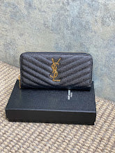 Luxury Signature Top Handle Bag - Elegant Women's Designer Handbag - NM3123