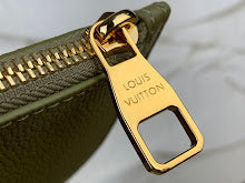 Premium Leather Crossbody Bag - Elegant Women's Designer Handbag - NM4522