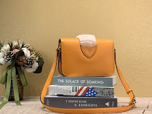 Luxury Structured Shoulder Bag - Women's Premium Designer Fashion - NM4190