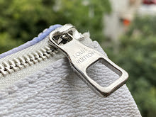 Luxury Iconic Crossbody Bag - Women's Elegant Designer Fashion - NM4903