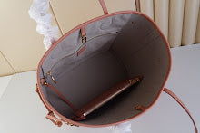 Premium Leather Crossbody Bag - Elegant Women's Designer Handbag - NM4669