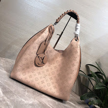 Designer Iconic Shoulder Bag - Luxury Women's Premium Fashion - NM4415