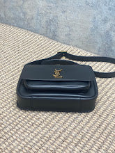 Chic Designer Satchel Bag - Luxury Women's Top Handle Handbag - NM3146