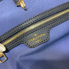 Luxury Monogram Shoulder Bag - Women's Elegant Designer Fashion - NM4927