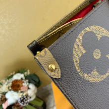 Premium Women's Top Handle Bag - Luxury Designer Satchel Fashion - NM4740