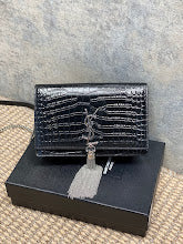 Chic Designer Satchel Bag - Luxury Women's Top Handle Handbag - NM3757