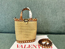 Chic Women's Satchel Handbag - Luxury Premium Designer Style - NM2991