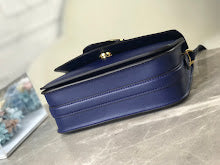 Premium Signature Shoulder Bag - Chic Women's Luxury Designer - NM4182