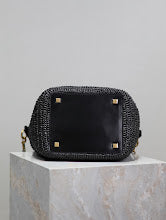 Designer Iconic Tote Handbag - Premium Luxury Women's Fashion - NM3438