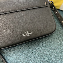 Premium Signature Shoulder Bag - Chic Women's Luxury Designer - NM3009