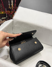 Luxury Signature Top Handle Bag - Elegant Women's Designer Handbag - NM6872