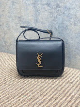 Chic Designer Satchel Bag - Luxury Women's Top Handle Handbag - NM3146