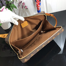 Chic Women's Crossbody Handbag - Luxury Premium Designer Style - NM4374