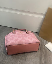 New Chic Women's Shoulder Handbag - Luxury Premium Designer Style - NM6326