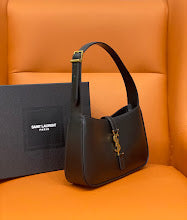 Chic Designer Crossbody Purse - Premium Luxury Women's Style - NM3210