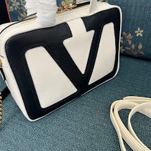 Premium Women's Top Handle Bag - Luxury Designer Satchel Fashion - NM3044