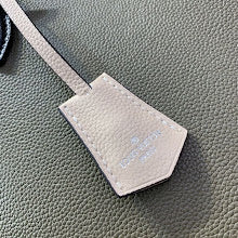 Luxury Designer Shoulder Bag for Women - Premium Fashion Handbag - NM4231