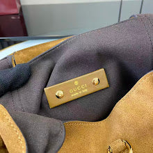 Chic Women's Shoulder Handbag - Luxury Premium Designer Style - NM3890