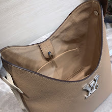 Premium Heritage Tote Bag - Elegant Women's Luxury Designer Style - NM4283