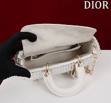 Luxury Signature Top Handle Bag - Elegant Women's Designer Handbag - NM7423