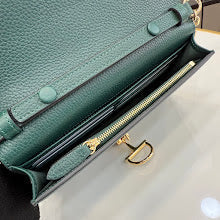 Luxury Structured Shoulder Bag - Women's Premium Designer Fashion - NM4034