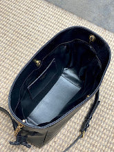 Designer Iconic Tote Handbag - Premium Luxury Women's Fashion - NM3402