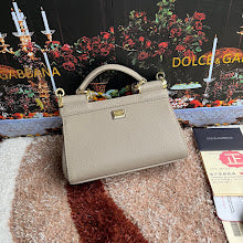 Chic Designer Tote Handbag - Luxury Premium Women's Fashion Bag - NM6769