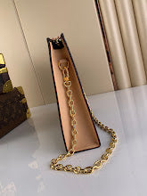 Chic Designer Tote Handbag - Luxury Premium Women's Fashion Bag - NM4394