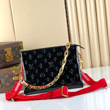 Luxury Iconic Crossbody Bag - Women's Elegant Designer Fashion - NM5344