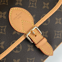 Designer Iconic Tote Handbag - Premium Luxury Women's Fashion - NM4812