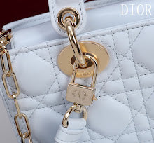 Luxury Large Tote Bag - Women's Premium Designer Fashion Handbag - NM7417