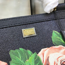 Chic Women's Crossbody Handbag - Luxury Premium Designer Style - NM7119