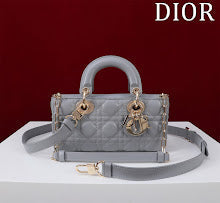 Luxury Structured Shoulder Bag - Women's Premium Designer Fashion - NM7367
