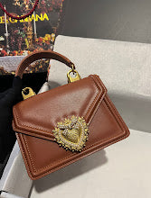 Luxury Iconic Crossbody Bag - Women's Elegant Designer Fashion - NM6712