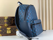 Luxury Iconic Crossbody Bag - Women's Elegant Designer Fashion - NM4546