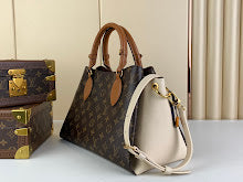 Chic Designer Shoulder Handbag - Premium Luxury Women's Style - NM4570
