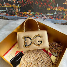 Chic Designer Shoulder Handbag - Premium Luxury Women's Style - NM6879