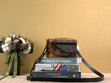 Designer Heritage Crossbody Bag - Premium Luxury Women's Fashion - NM4940