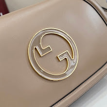 Premium Signature Crossbody - Chic Women's Luxury Designer Bag - NM4081