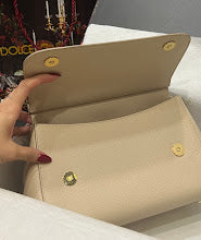 Chic Women's Designer Tote - Luxury Premium Handbag Style - NM7184