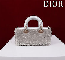 Premium Women's Shoulder Bag - Designer Luxury Fashion Accessory - NM7339