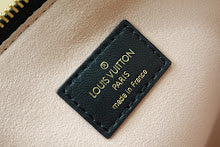 Designer Heritage Crossbody Bag - Premium Luxury Women's Fashion - NM5190