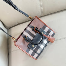 New Premium Signature Shoulder Bag - Chic Women's Luxury Designer - NM5729