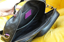 Chic Women's Crossbody Handbag - Luxury Premium Designer Style - NM4995