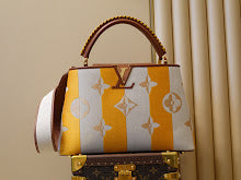 Premium Leather Shoulder Bag - Elegant Women's Designer Handbag - NM5204