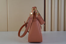 Premium Signature Shoulder Bag - Chic Women's Luxury Designer - NM4677