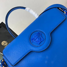 Chic Women's Designer Tote - Luxury Premium Handbag Style - NM3080