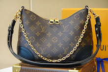 Luxury Iconic Crossbody Bag - Women's Elegant Designer Fashion - NM4869
